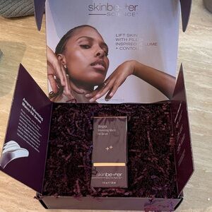 New Skinbetter Science Ampra volumizing Macro HA Serum PR box